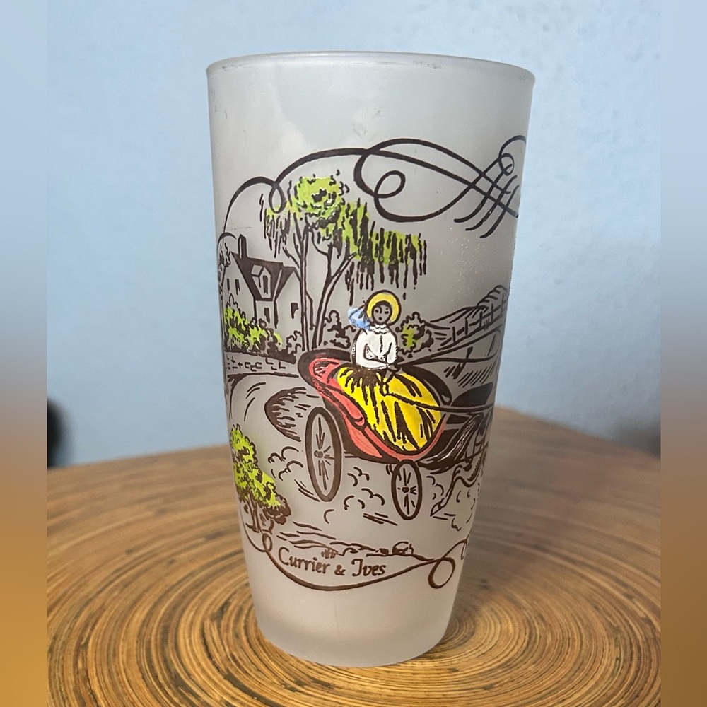 Currier and Ives Brown frosted glass vintage 12oz tumbler